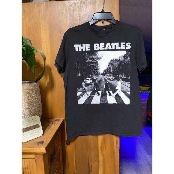 The Beatles Abbey Road T Shirt Size  Medium - Picture 1 of 3